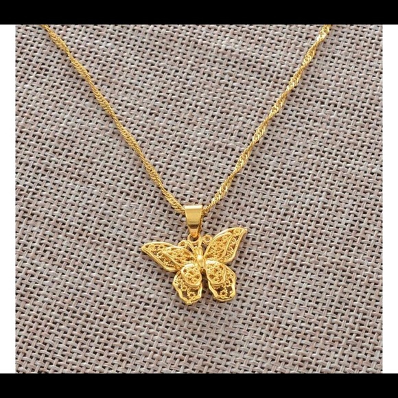 4 SET 18k BUTTERFLY GOLF PLATED NECKLACES 🦋 - Picture 3 of 7